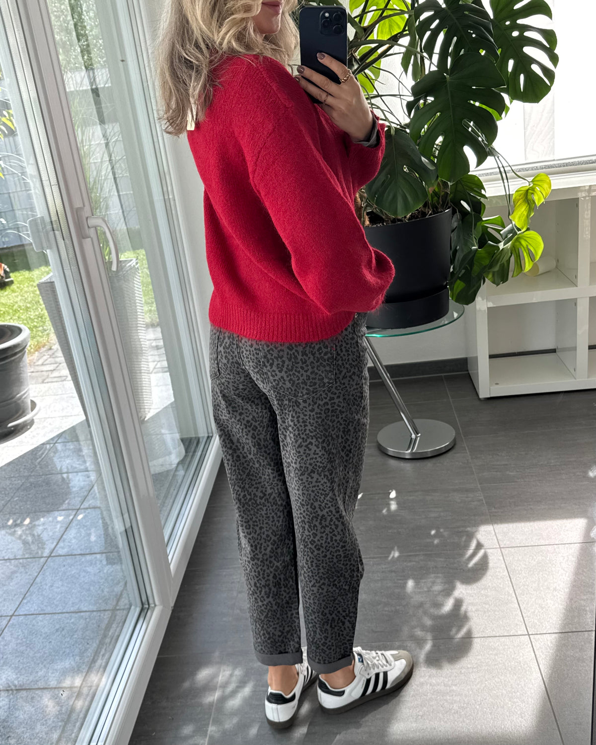 MOM JEANS Leo Dark Grey