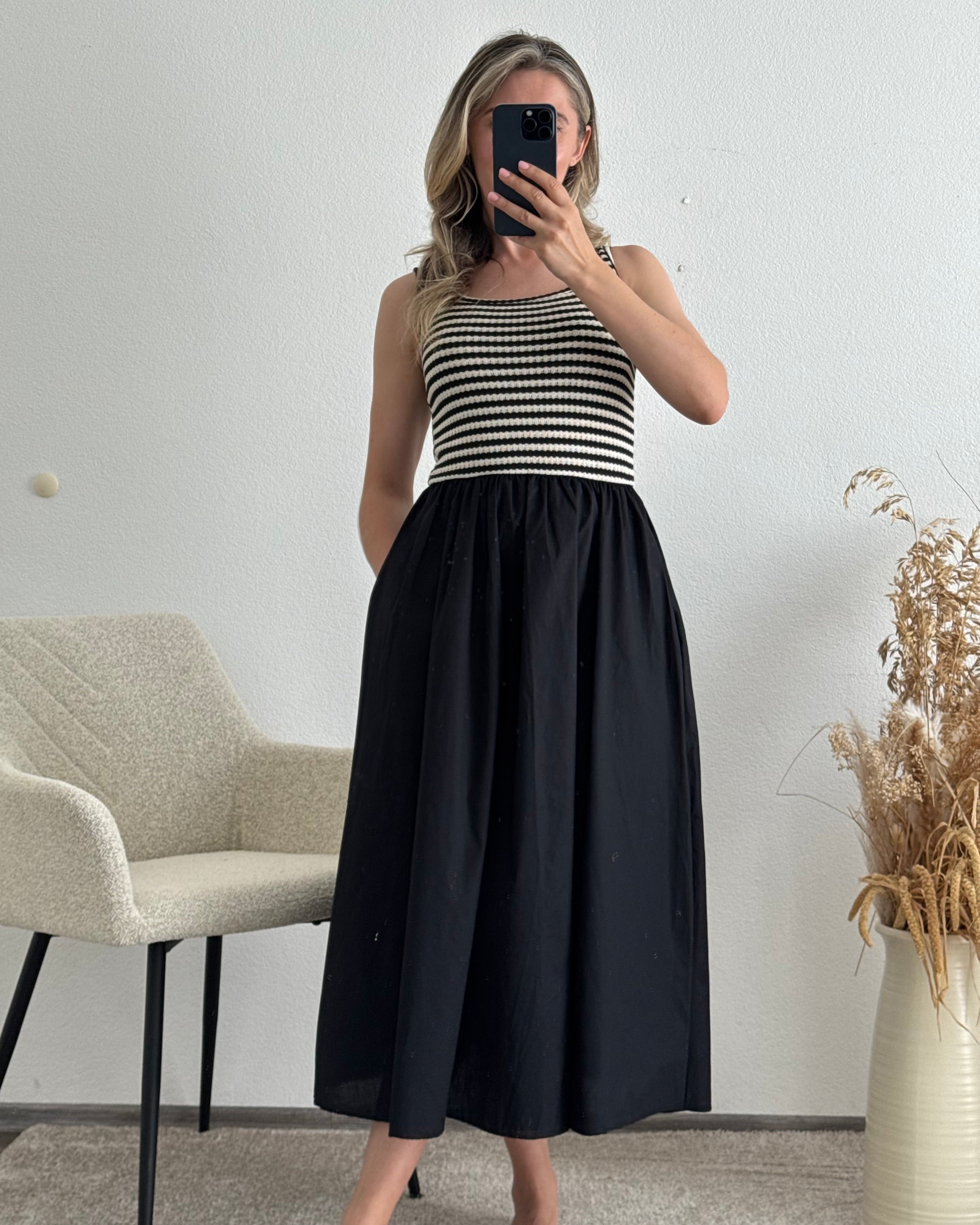 Midi Kleid Black Stripe