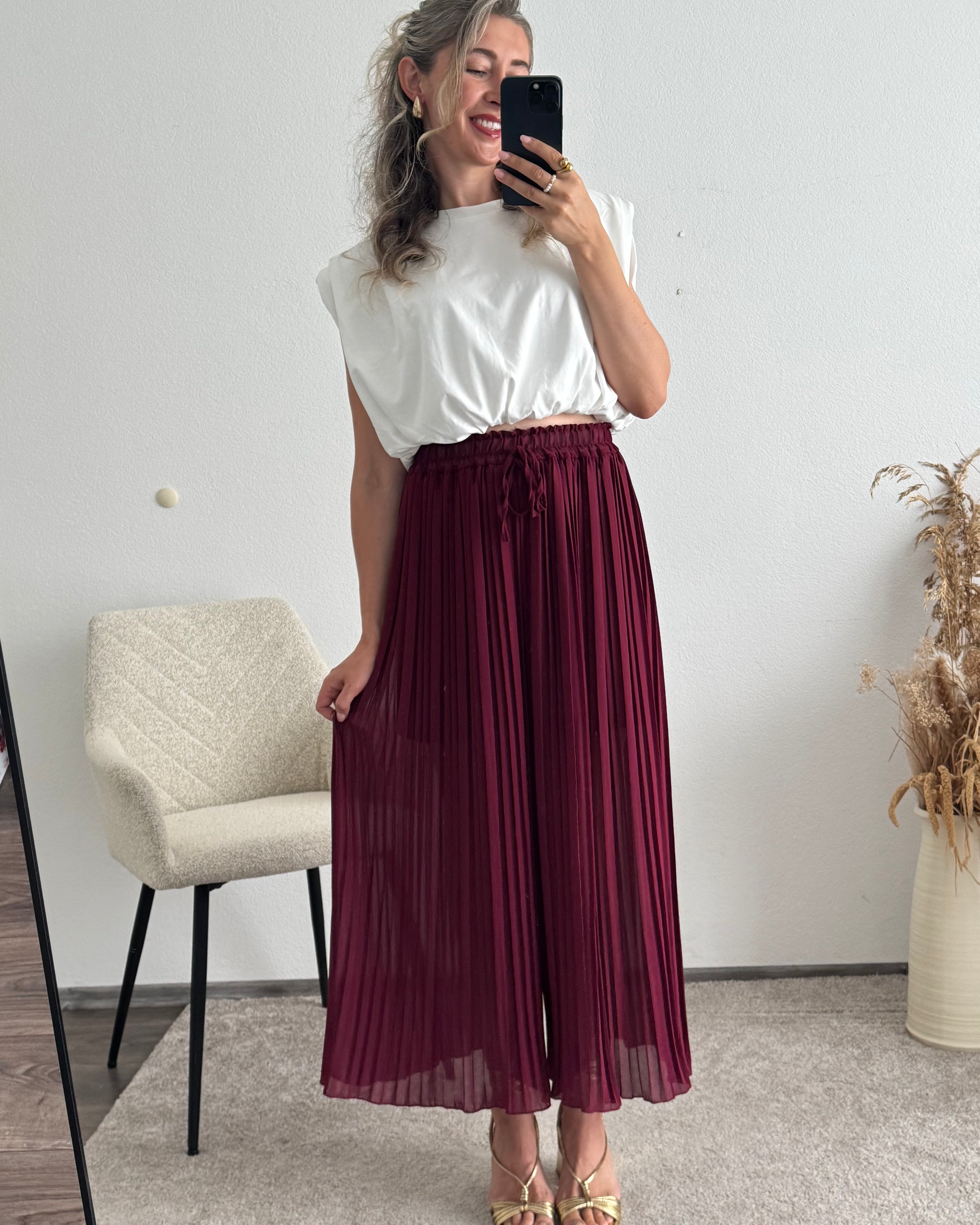 Plisseehose Bordeaux