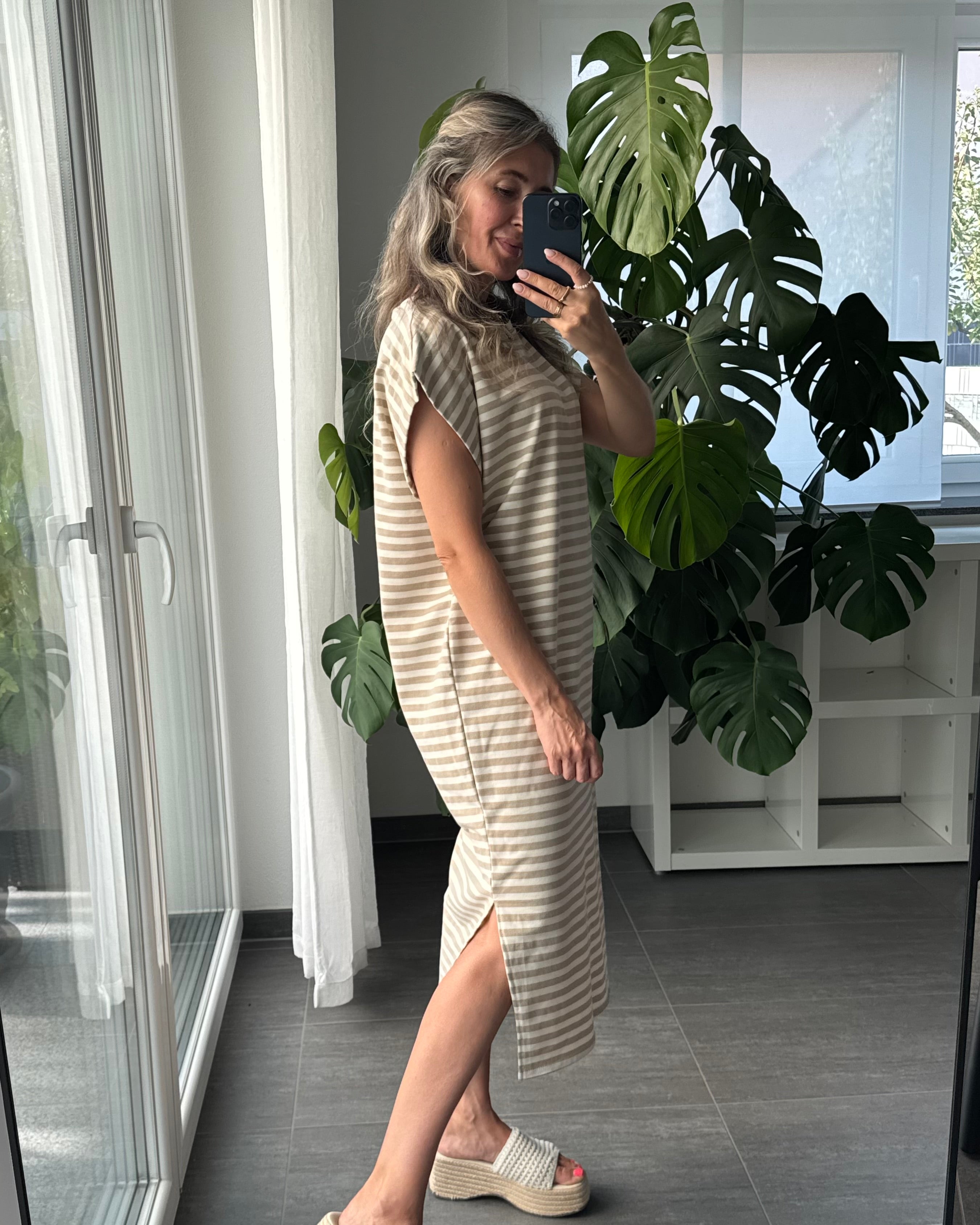 Midikleid Sienna Stripes Beige