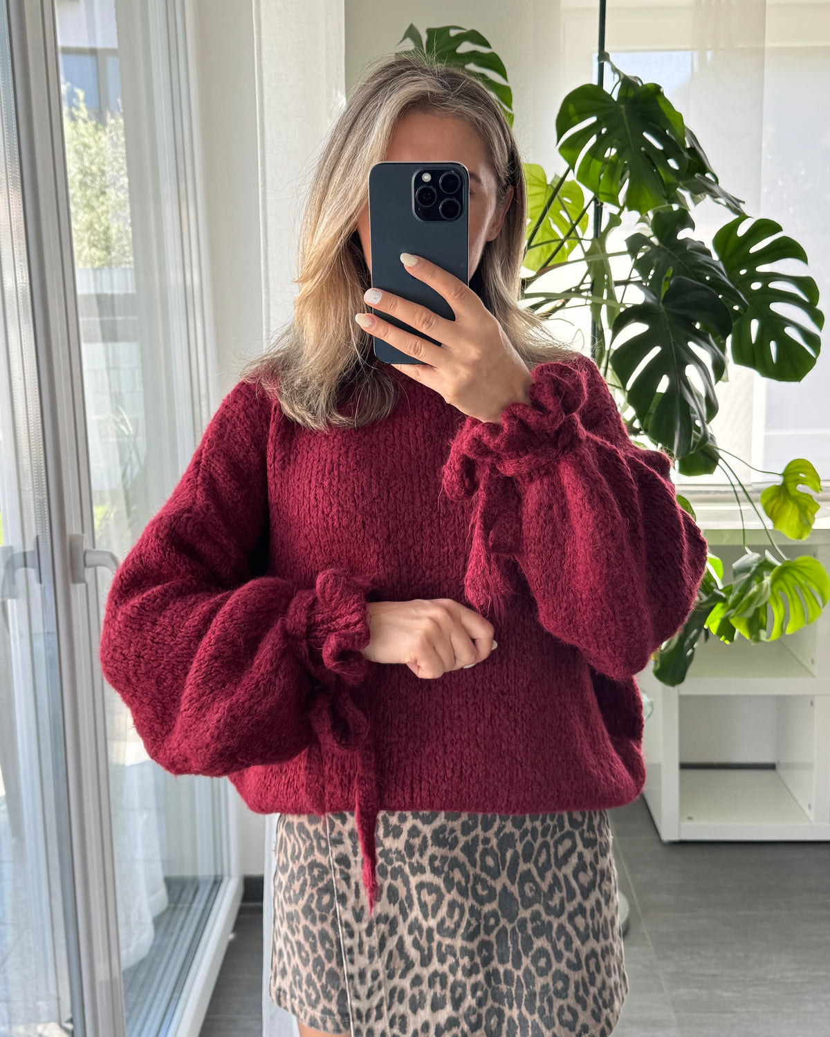 Strickpullover Fluffy mit Rüschenärmeln Bordeaux
