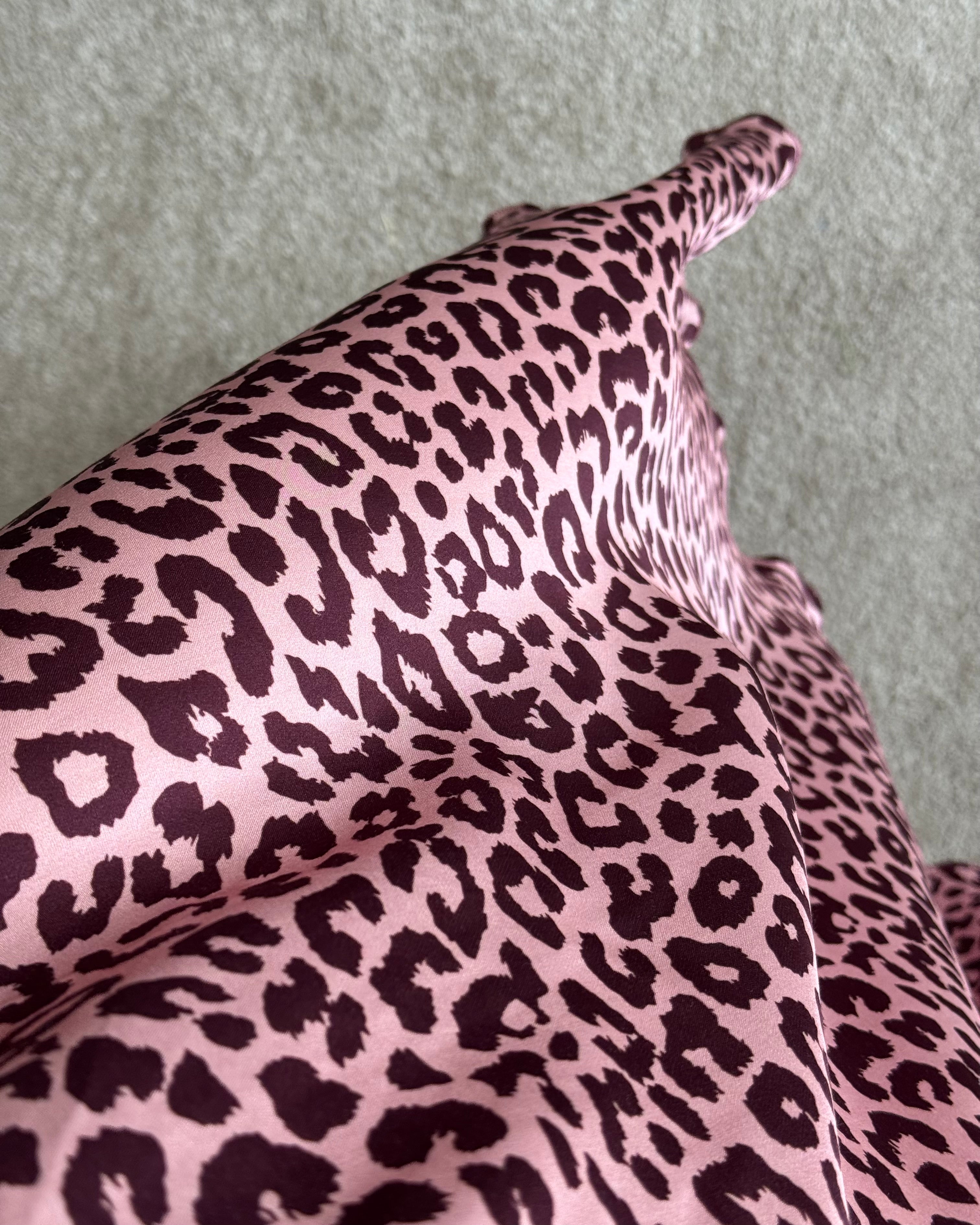 Viskoserock mit Leoprint Rosa Pflaume