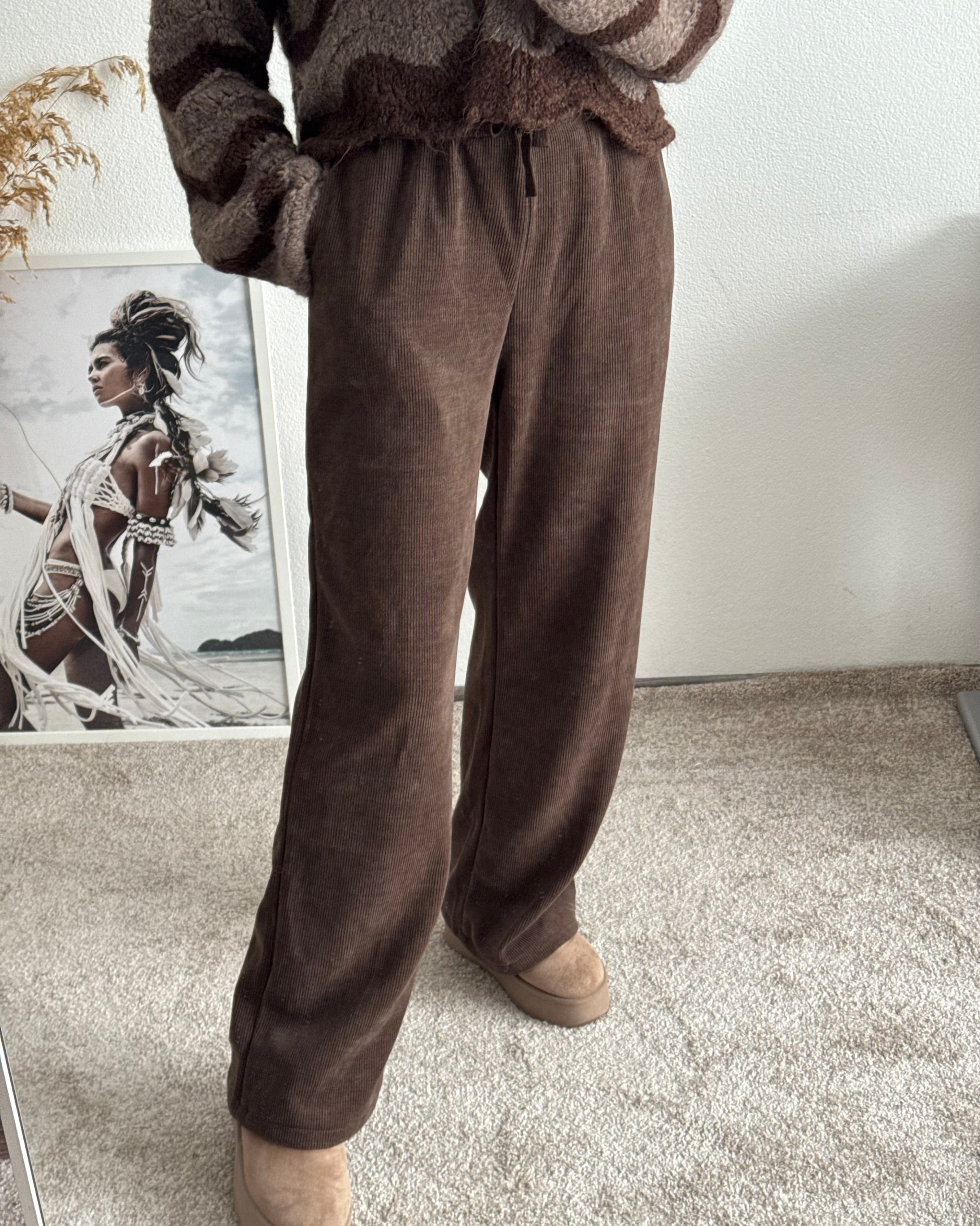 Cordhose SCHOKOBRAUN kürzere Variante