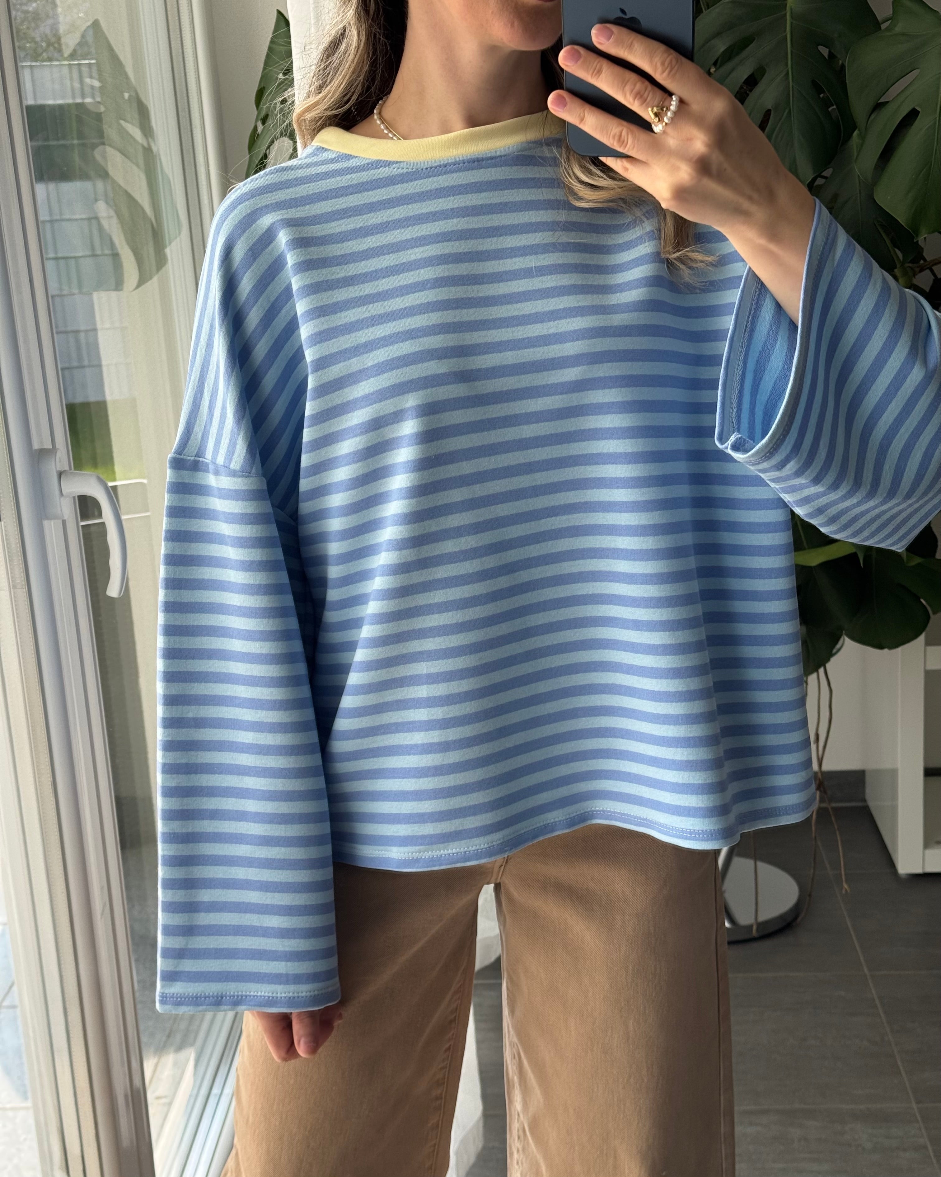 Sweater Streifenliebe Blau