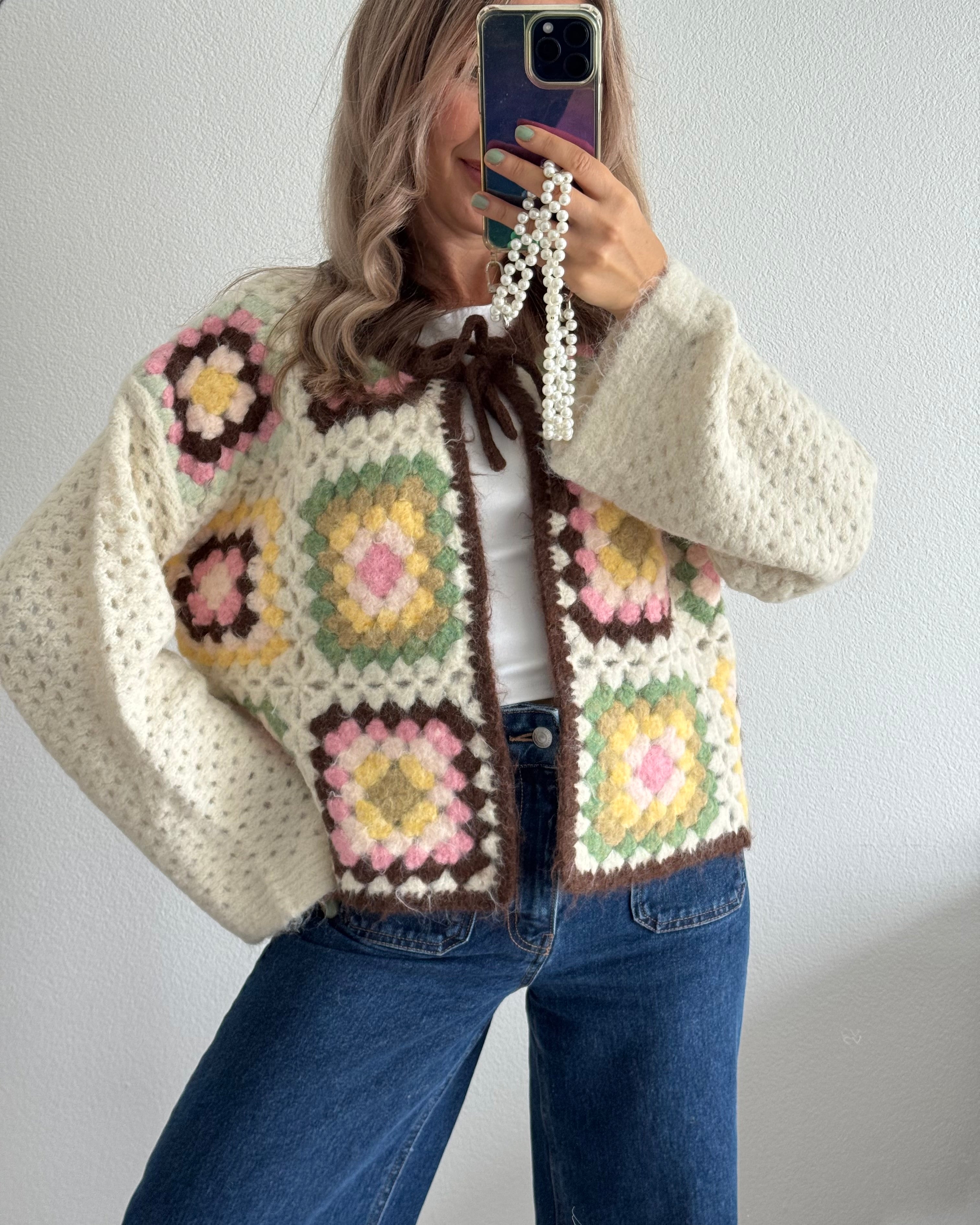 Crochet Cardigan Retro-Vibes