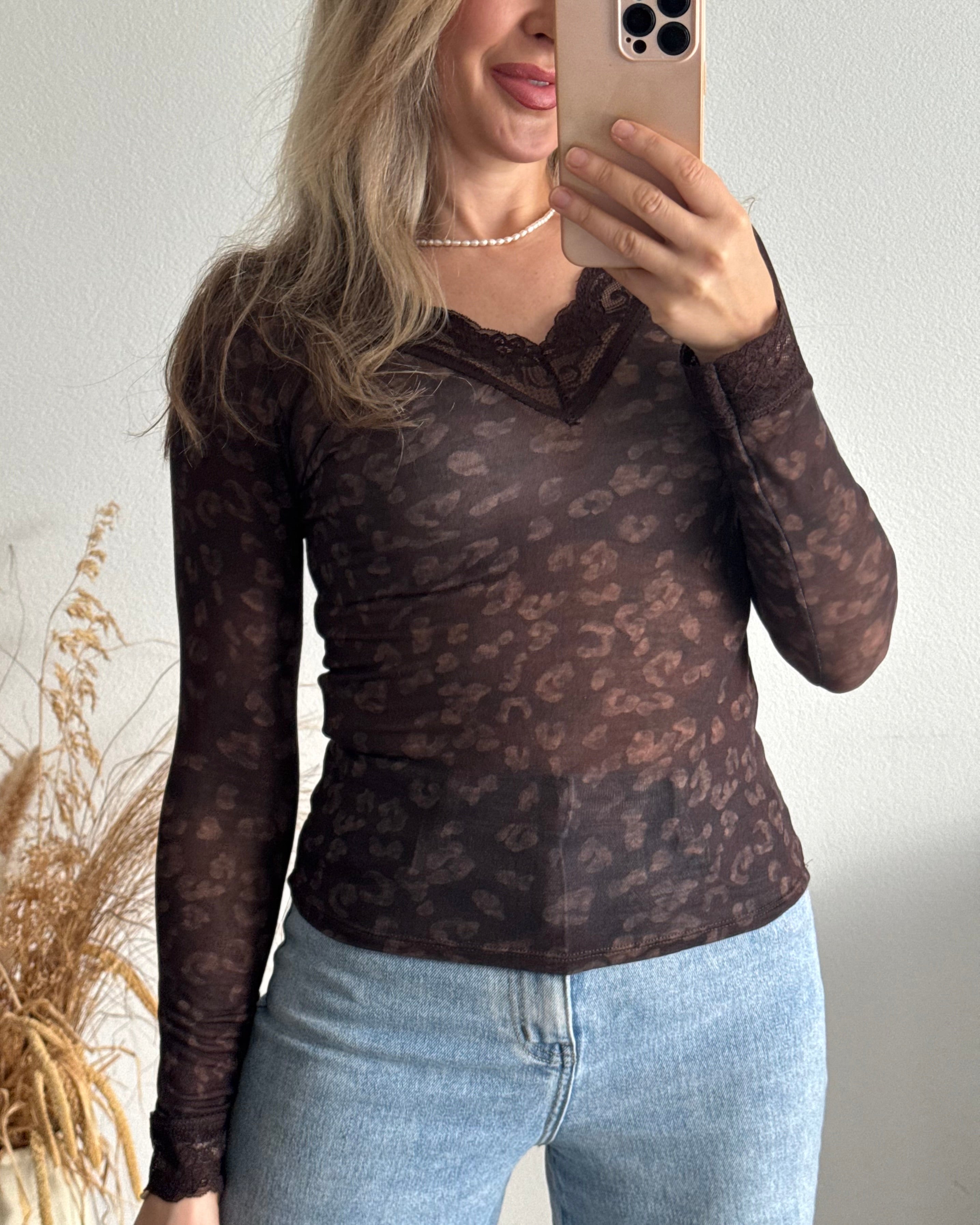 Stretchy Cashmere Langarmshirt mit Spitze Leo Braun