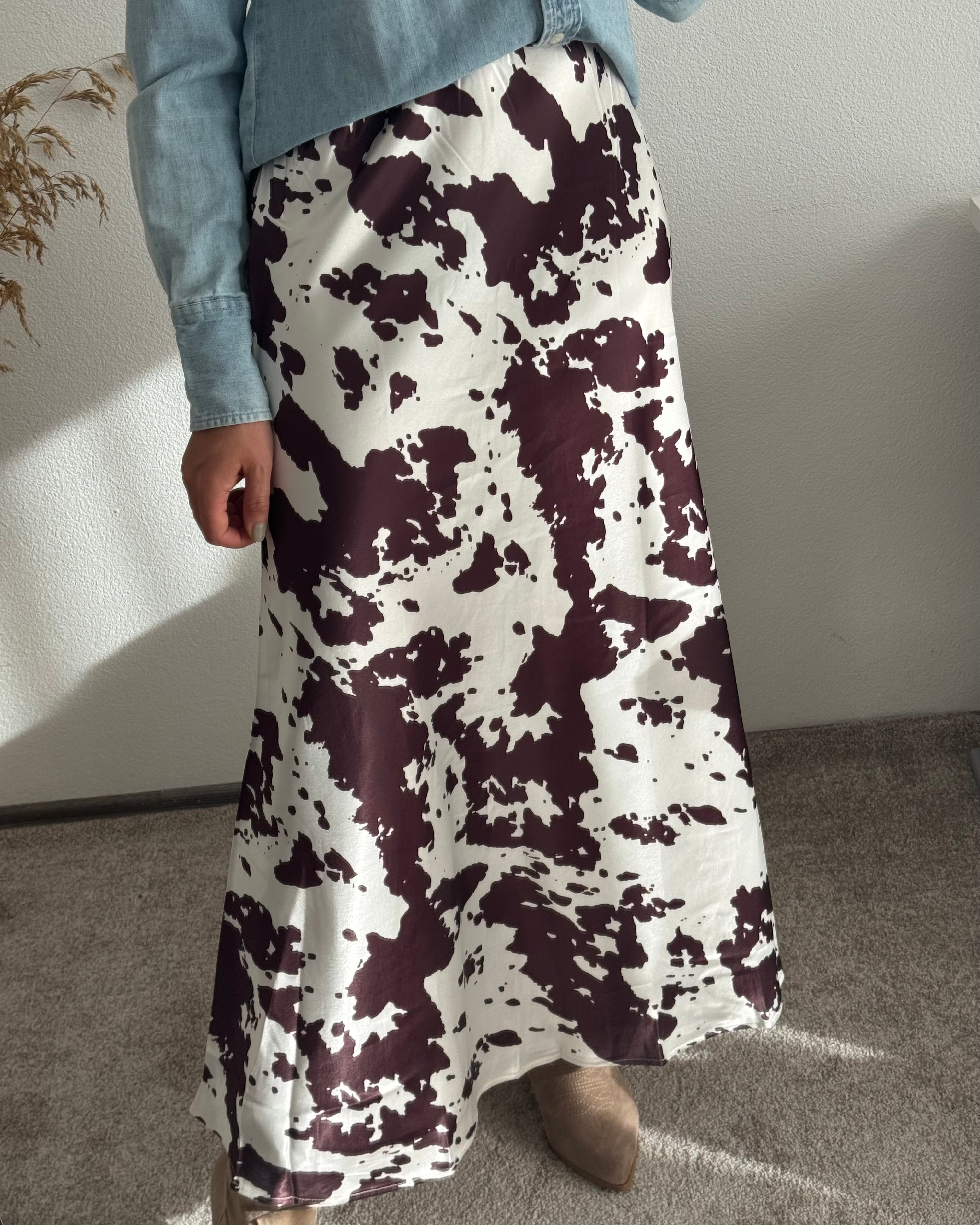 Satinrock mit Cowprint BRAUN