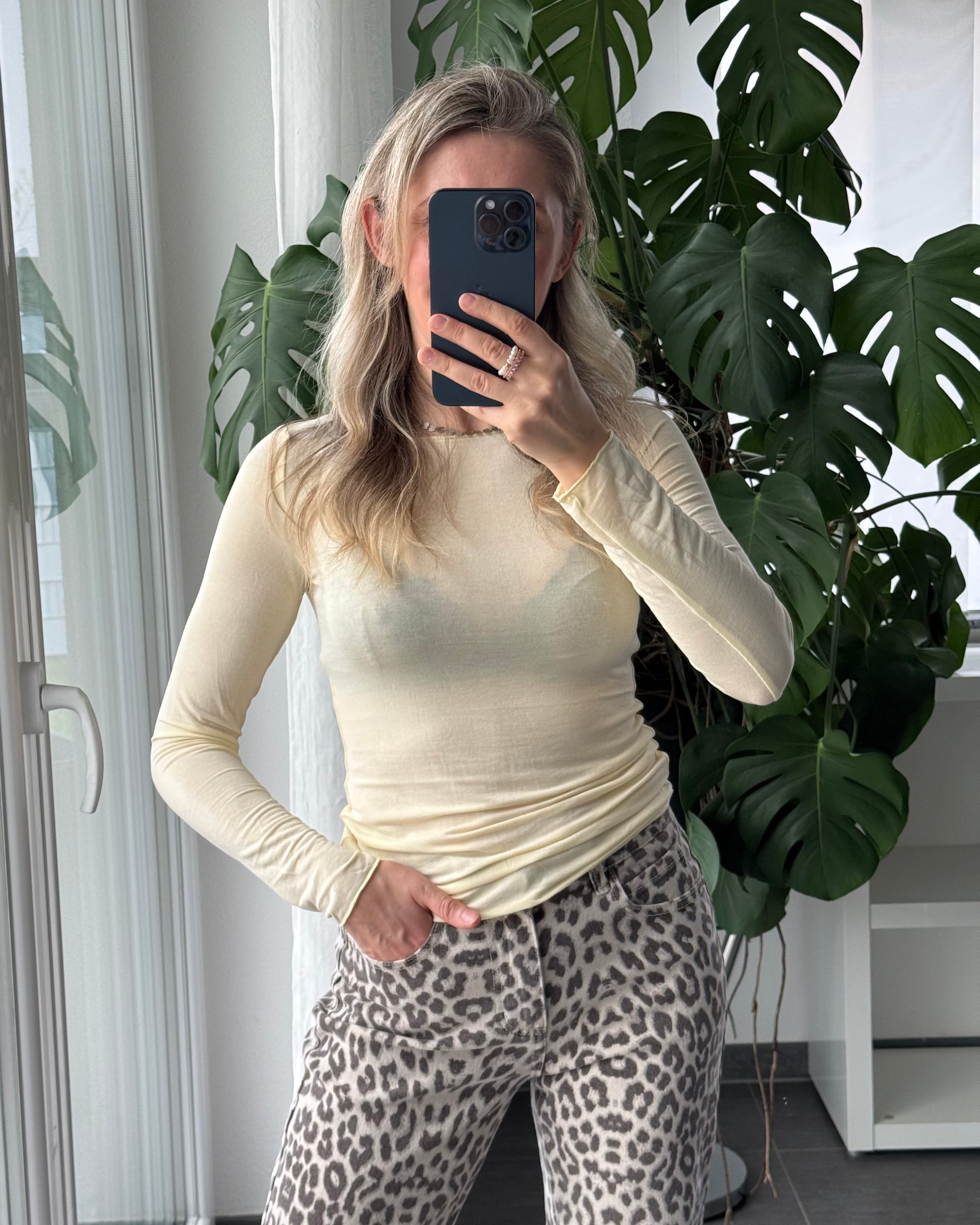 Supersoft & Stretchy Basictop Butter Yellow