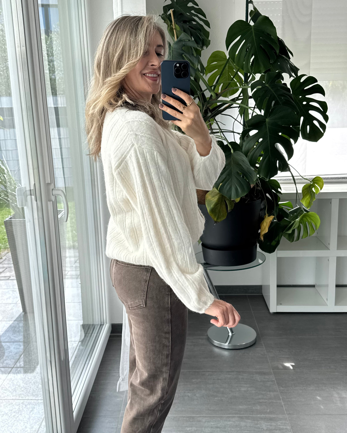 Cardigan Creamy Days V-Ausschnitt