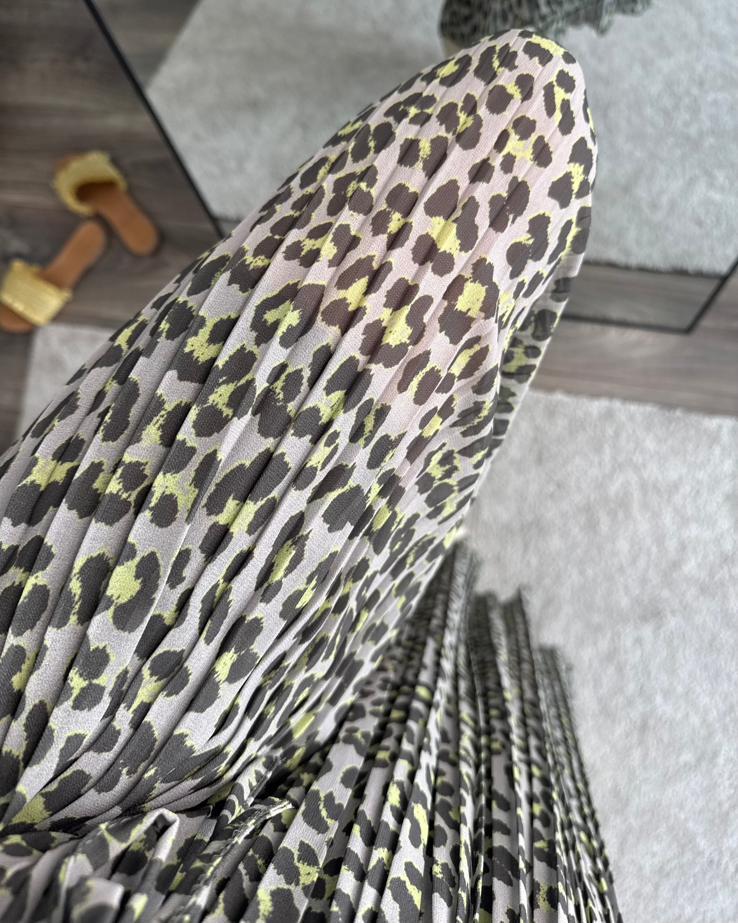 Plisseehose Leo Khaki Grau