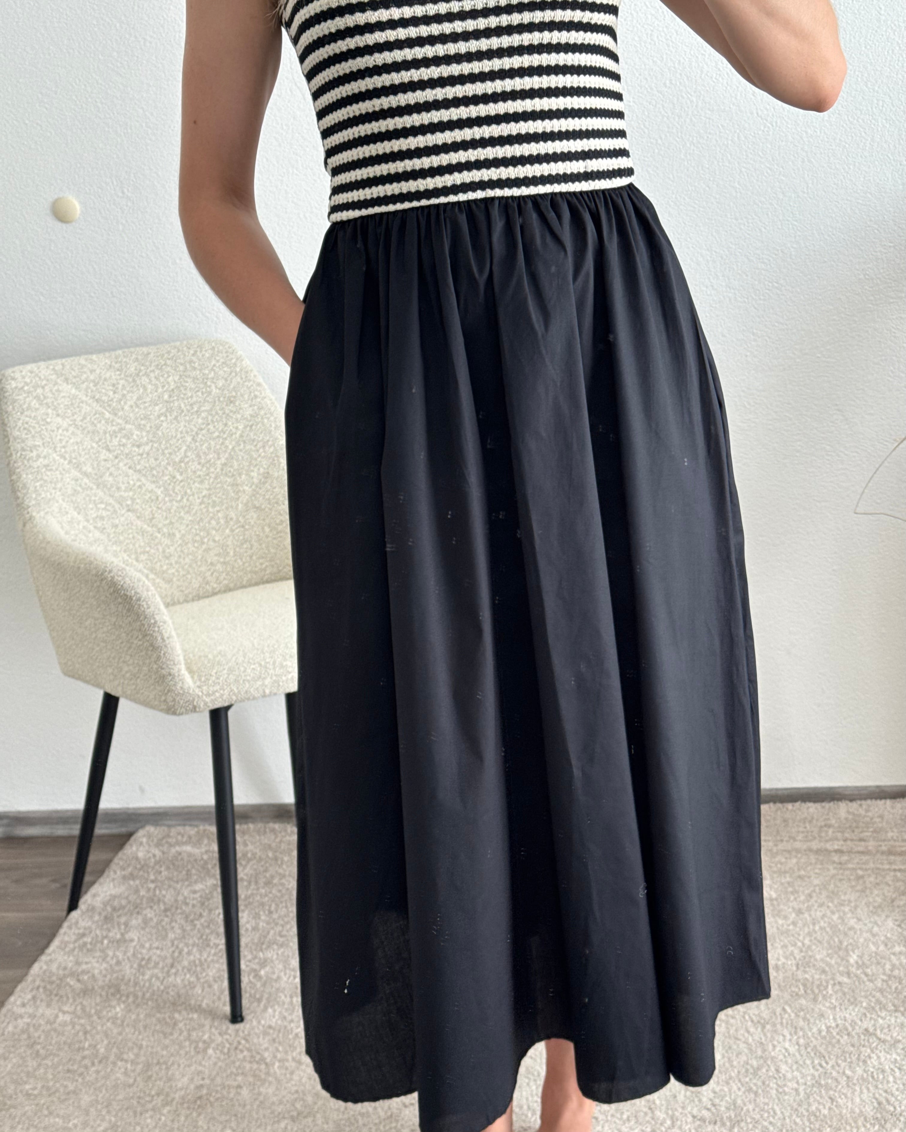 Midi Kleid Black Stripe