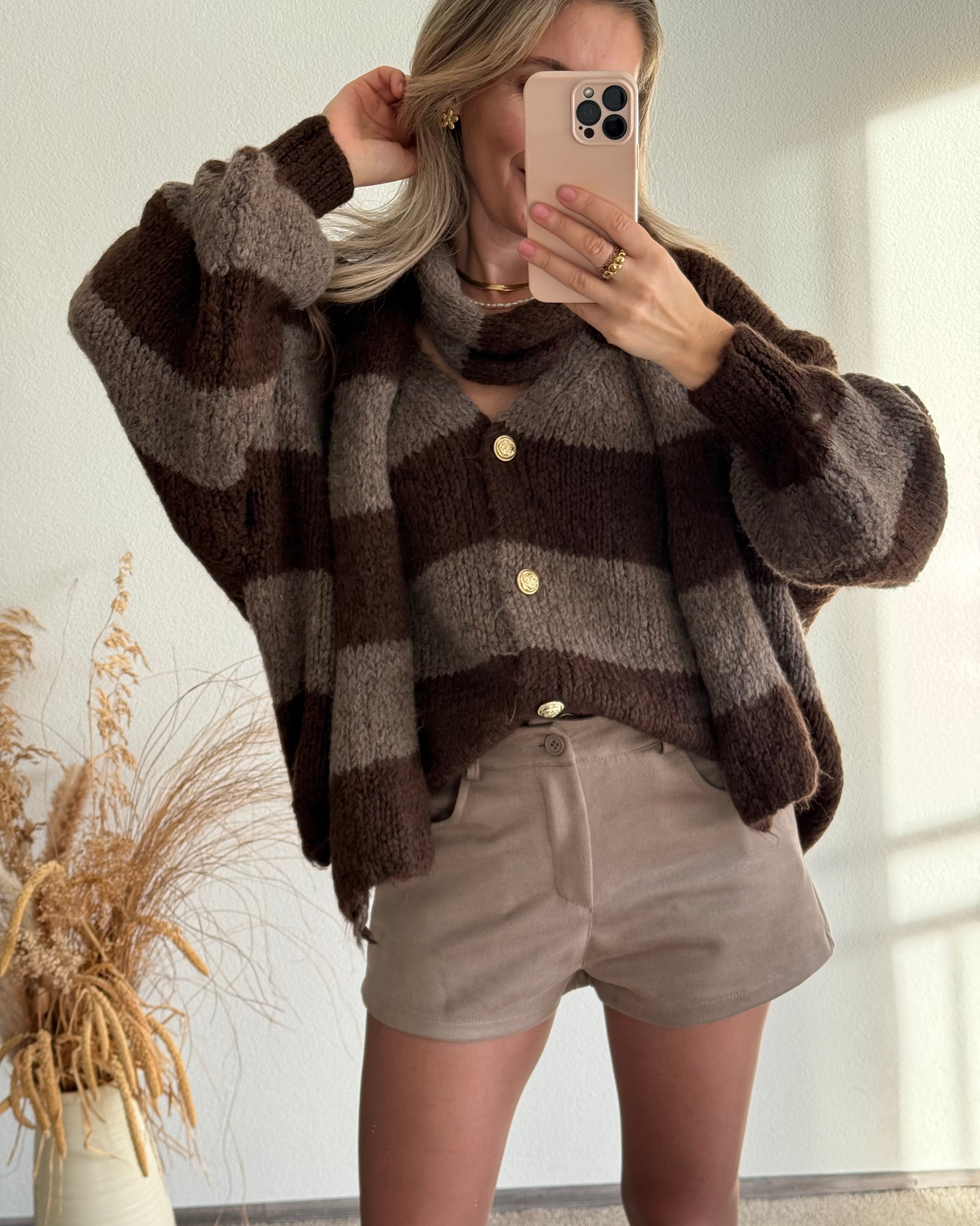 Shorts Wildlederoptik Taupe