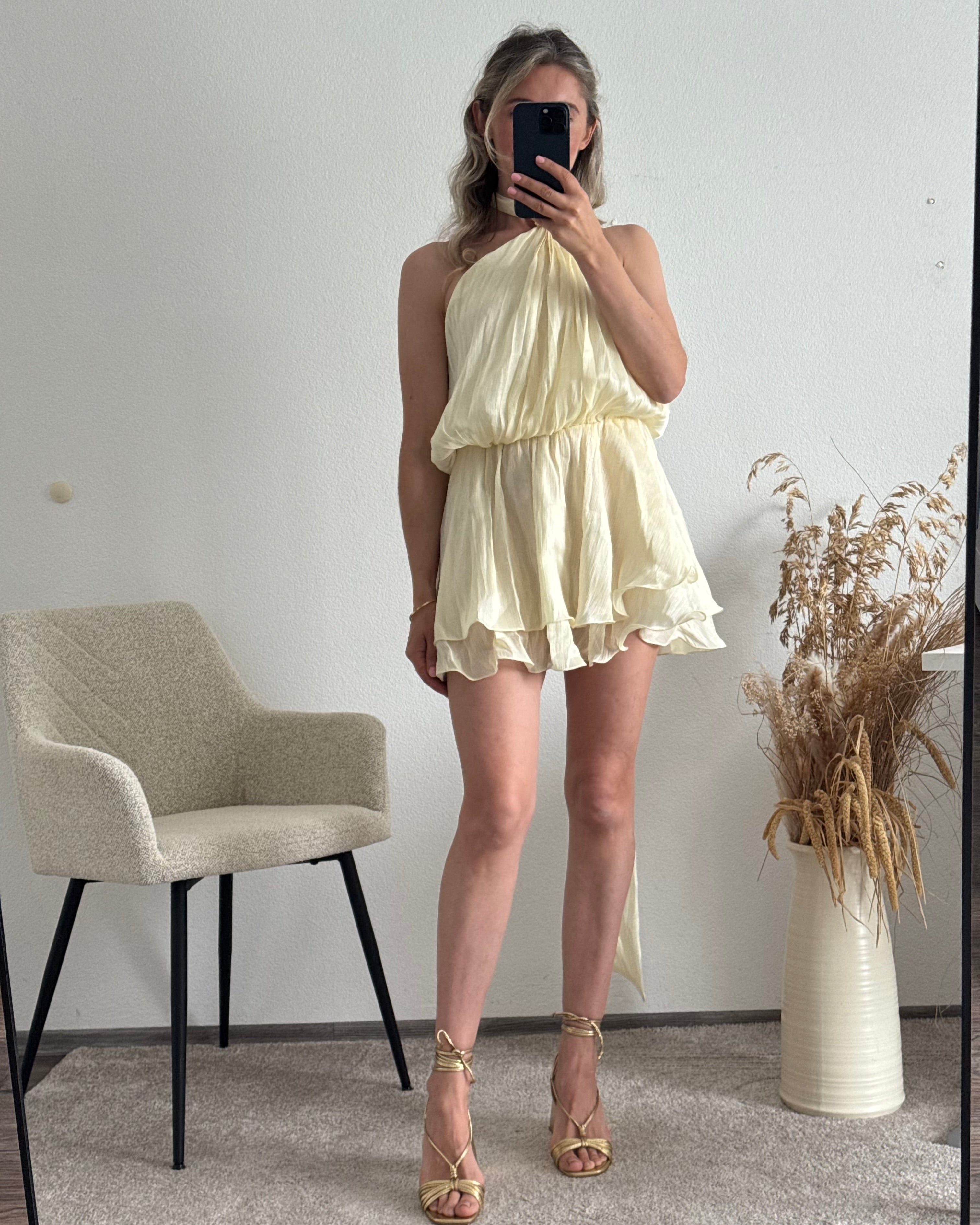 Golden Hour Mini Kleid
 softgelb