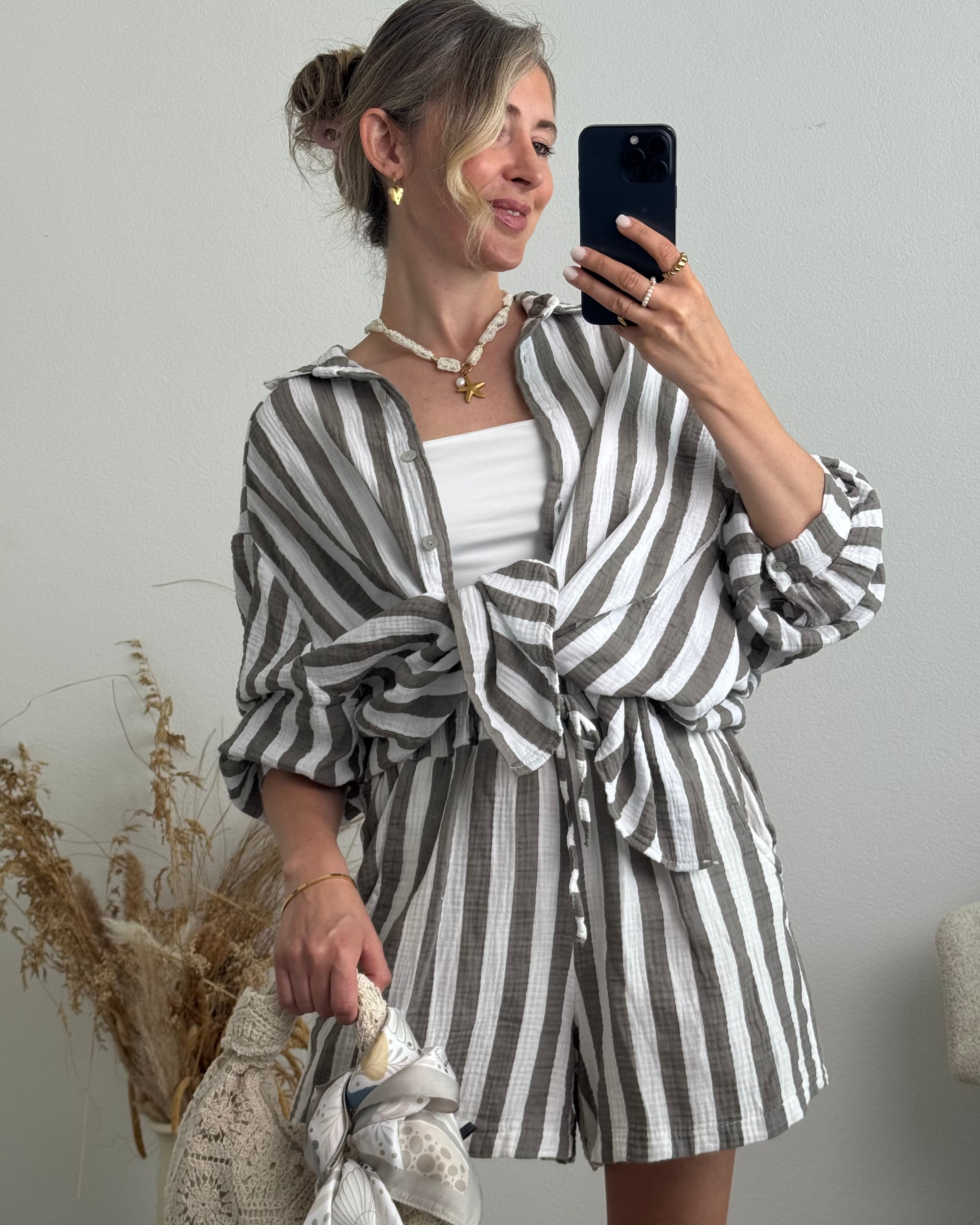 Musselinbluse Bold Stripes Grau