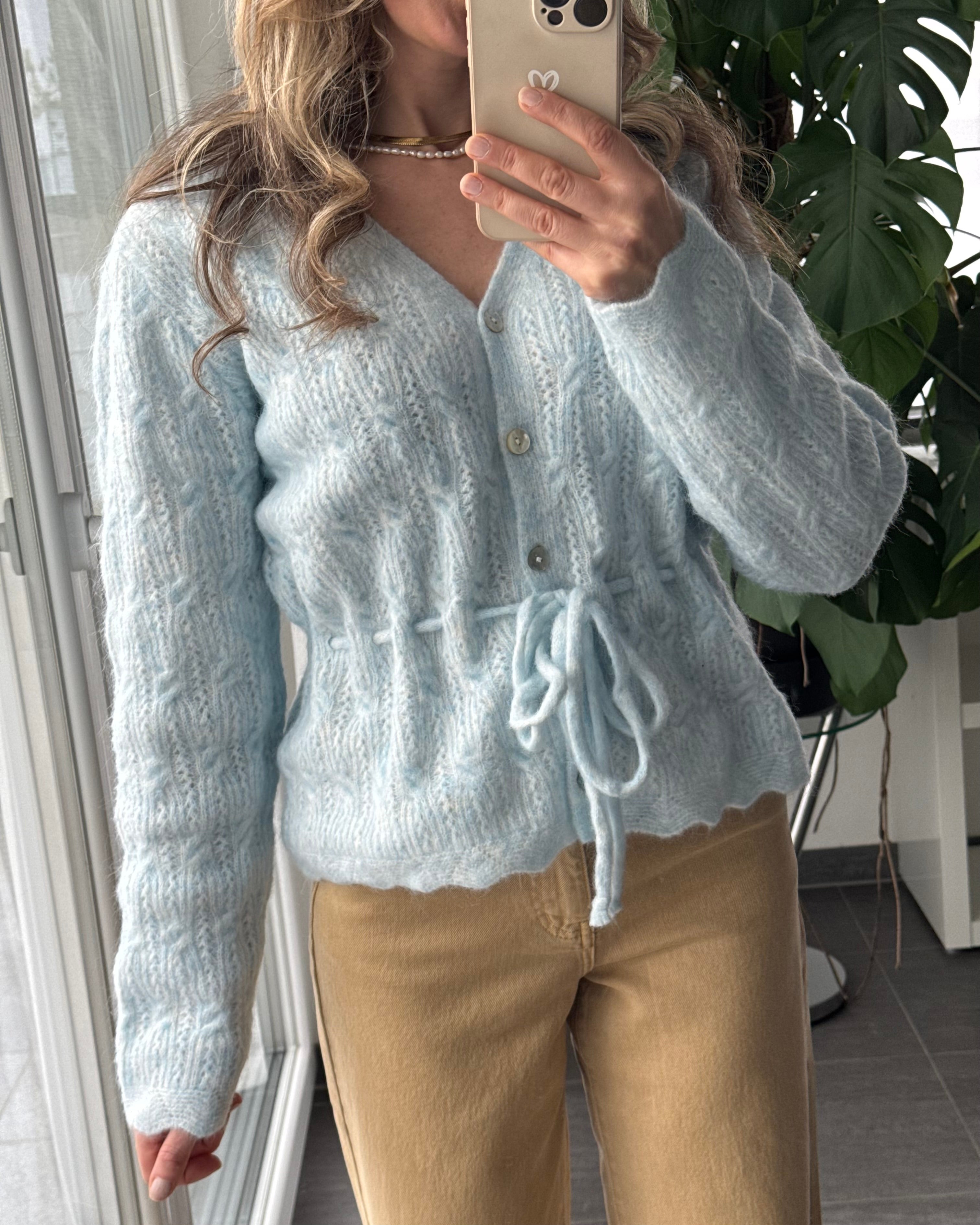 Weicher Strick-Cardigan mit Taillenzug Hellblau