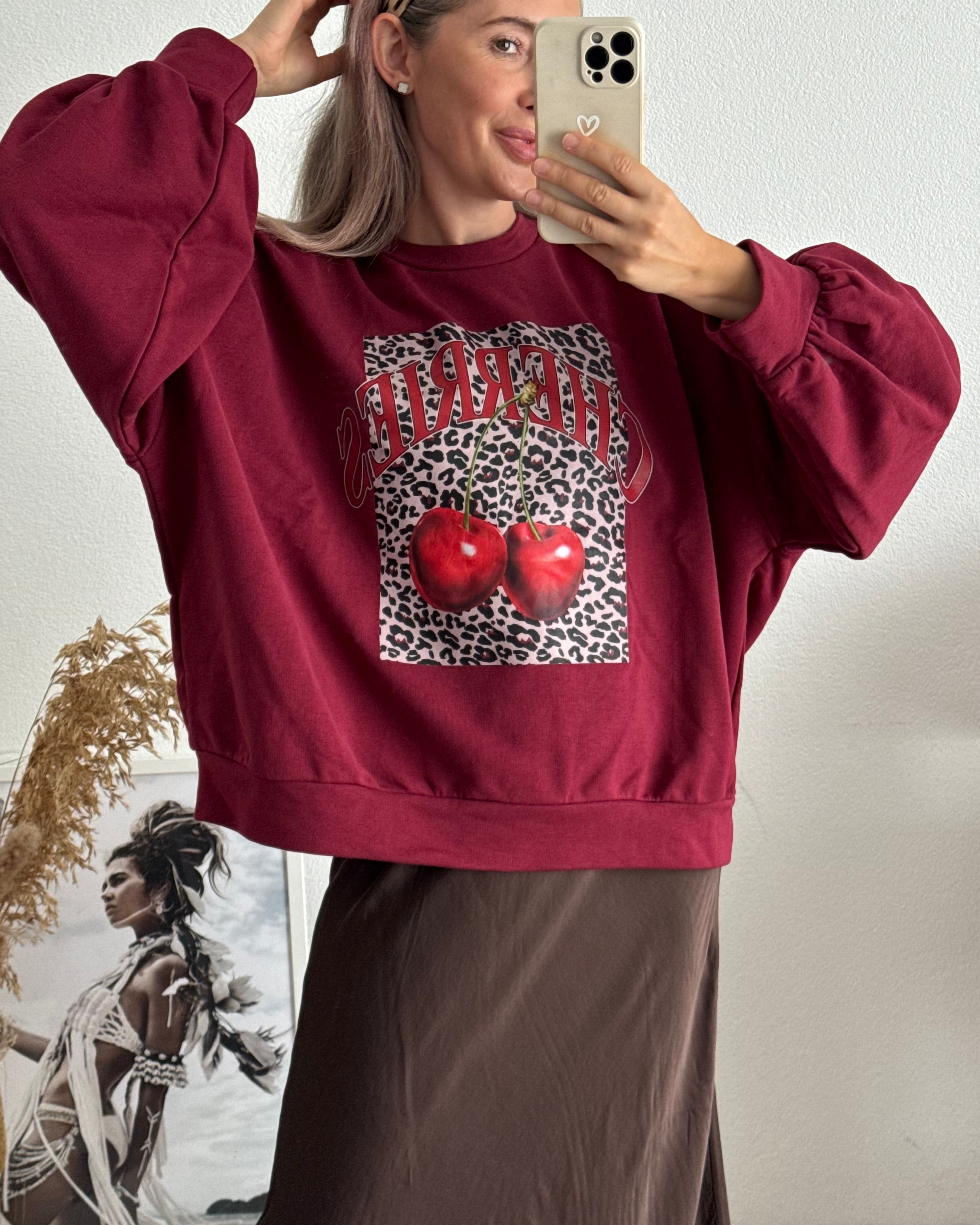 Sweater Cherry