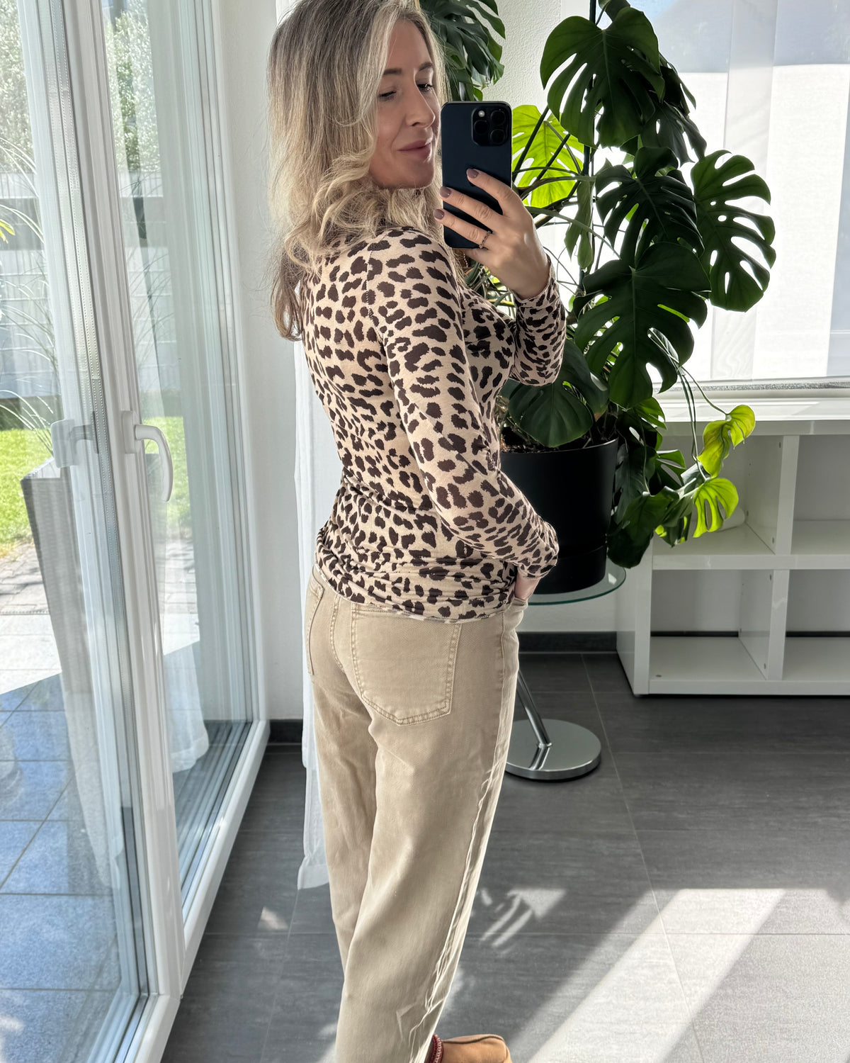 Kaschmir Longsleeve Leo Beige Premium-Qualität