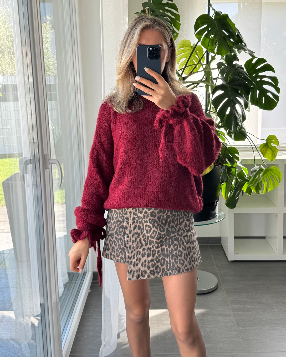 Strickpullover Fluffy mit Rüschenärmeln Bordeaux