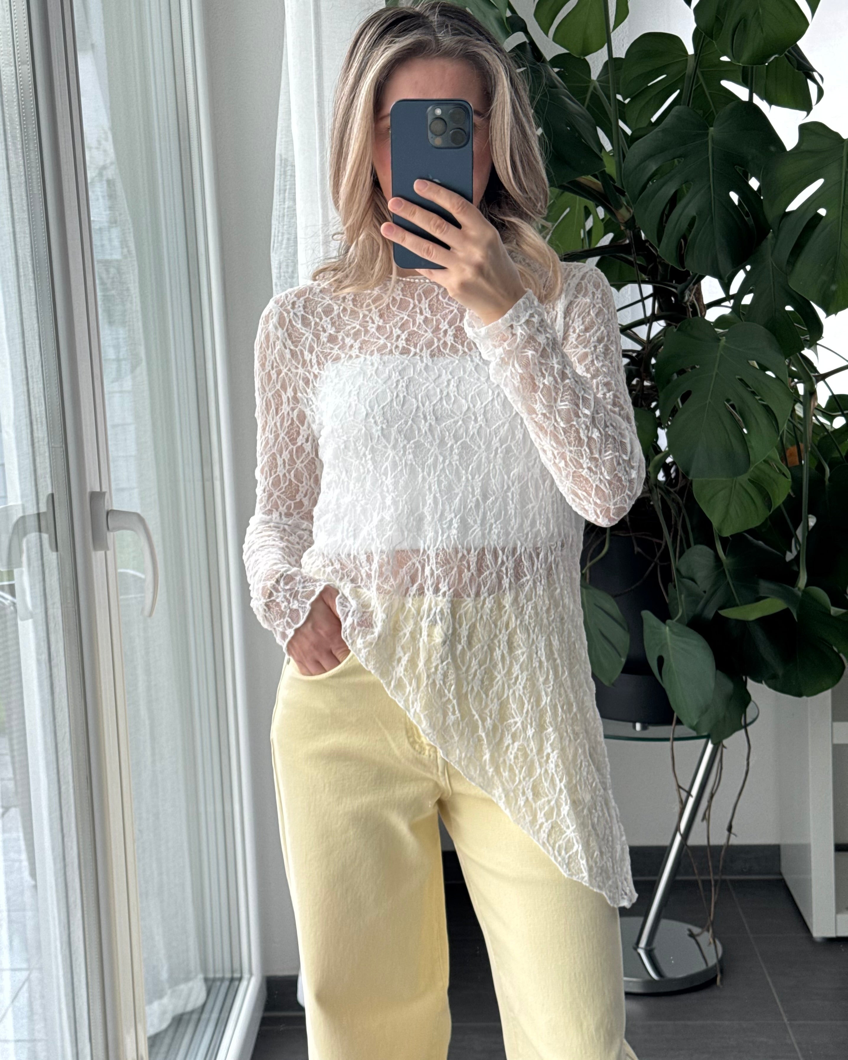 Spitzentop asymmetrisch weiß