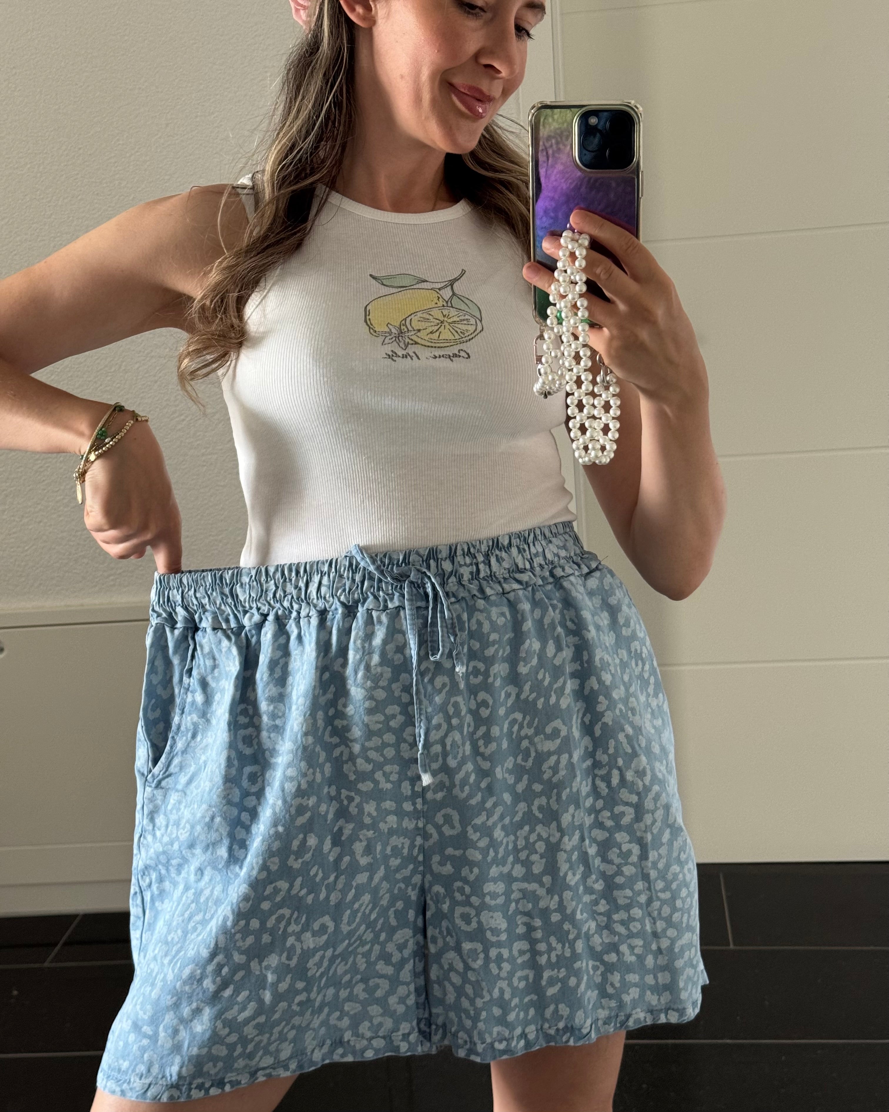 EINZELTEIL Shorts Denimlook mit Leoprint Hellblau VOM UMTAUSCH AUSGESCHLOSSEN