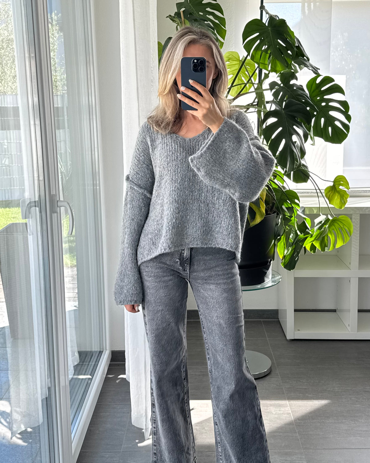 Strickpullover Fluffy grau