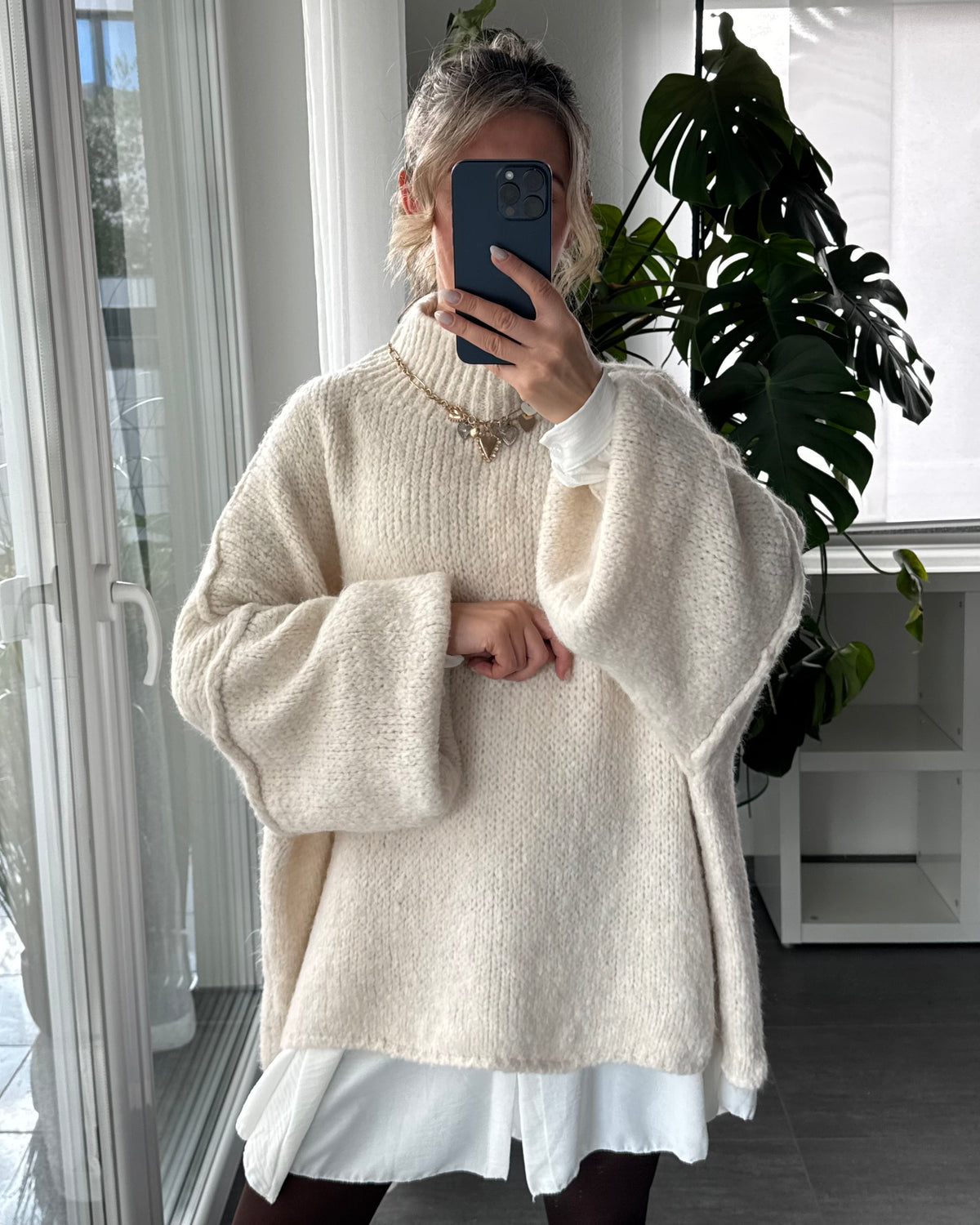 Flauschi Oversize Pulli Creme